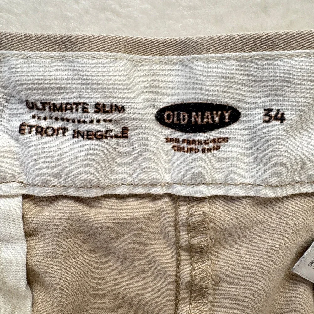 Old‎ Navy Ultimate Slim Khaki Shorts Flat Front Casual Everyday Size 34